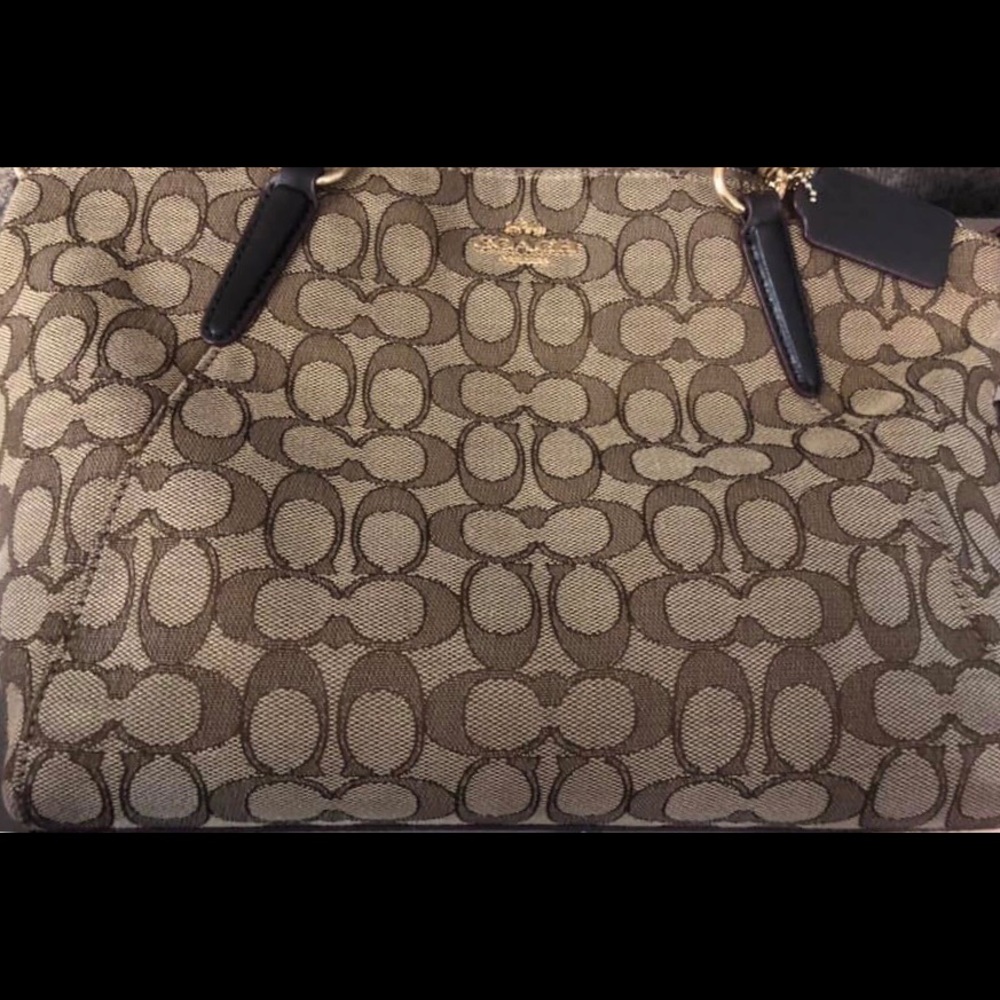 Coach purse - Picture 3 of 3